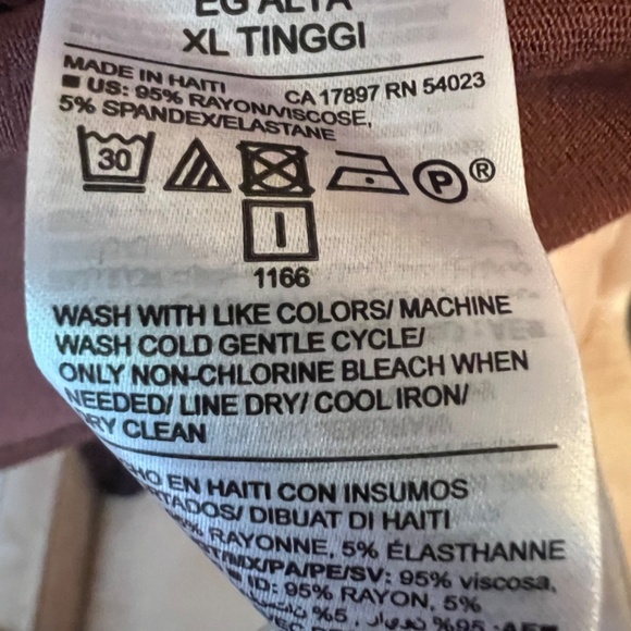 NWT Short Sleeved Oversized Crop T-Shirt, Size XL Tall - Picture 3 of 5